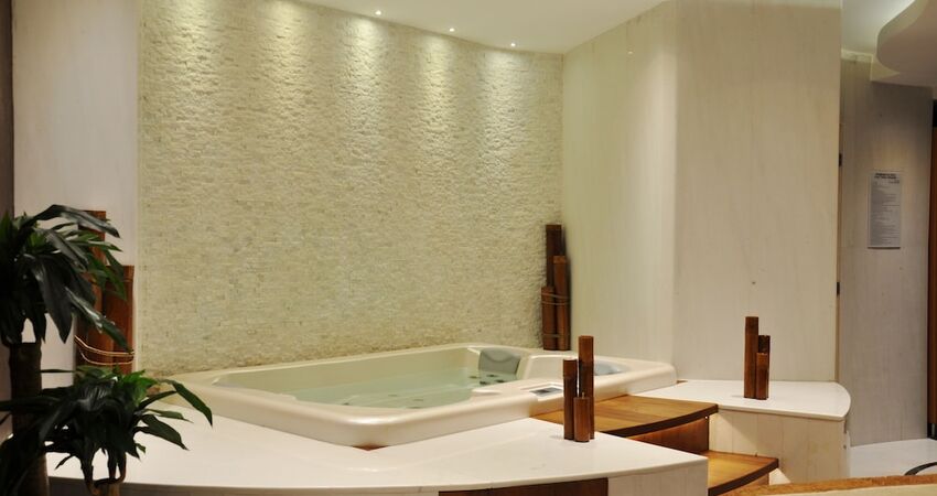 Veyron Hotels & Spa