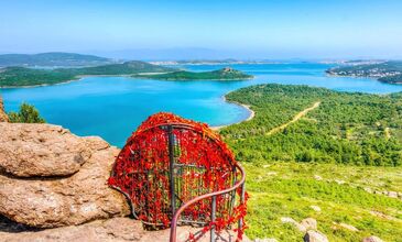Bozcaada Ayvalık Çeşme Kuşadası Pamukkale Salda Gölü Turu (2 Gece Otel Konaklamalı)