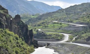 Dolu Dolu Bir Uçtan Bir Uca Sınırlarda Gap Doğu Anadolu ve Nahçıvan Turu (6 Gece Otel Konaklamalı)