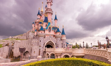 Paris & Disneyland Turu Pegasus Havayolları ile 4 Gece 5 Gün (ORY-ORY) IS001 - Akşam Dönüş