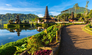 Maldivler & Singapur & Bali Qatar Hava Yolları ile 8 Gece FL001