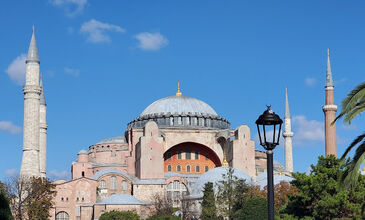 Explore Turkey’s Treasures: Istanbul & Cappadocia Tour